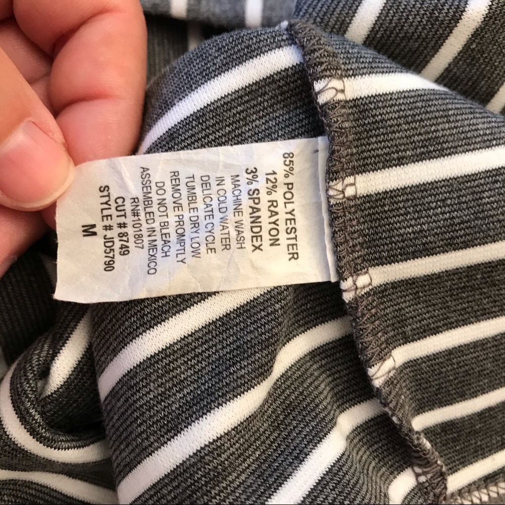 Espresso Grey White Striped Mini Dress Size Medium Short Sleeve Sheath Style - Picture 8 of 8